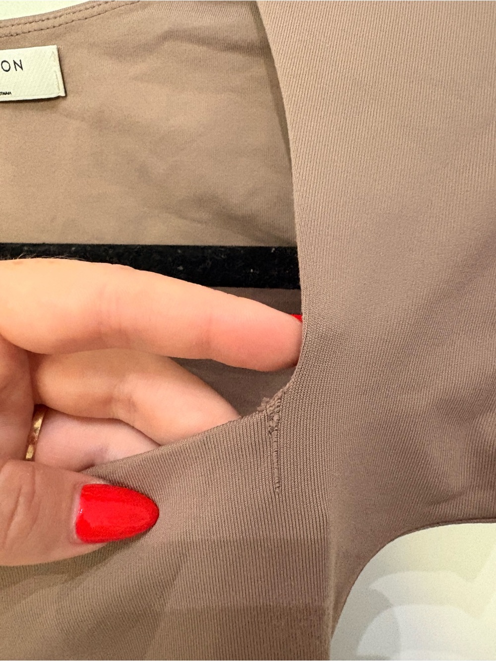 Aritzia Original Contour Manner Squareneck Bodysuit - Picture 5 of 5